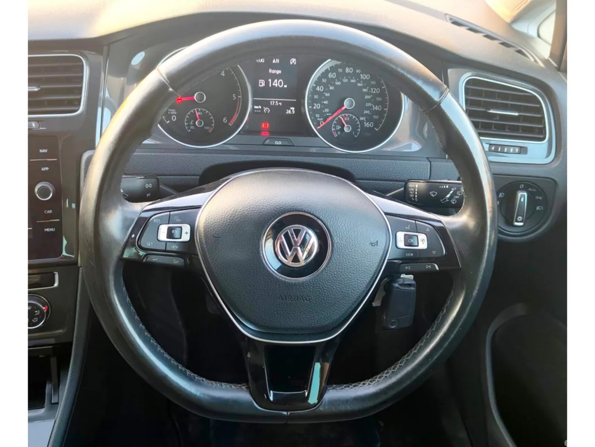 Volkswagen Golf Hatchback, Diesel, 2019, Silver