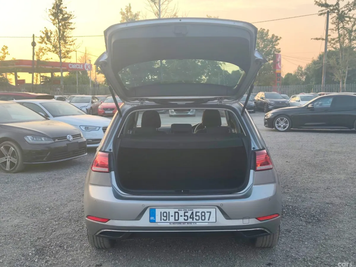 Volkswagen Golf Hatchback, Diesel, 2019, Silver
