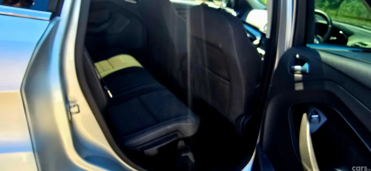 Ford Kuga SUV, Diesel, 2015, Silver