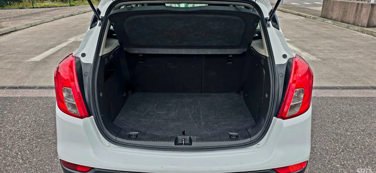 Opel Mokka SUV, Diesel, 2017, White