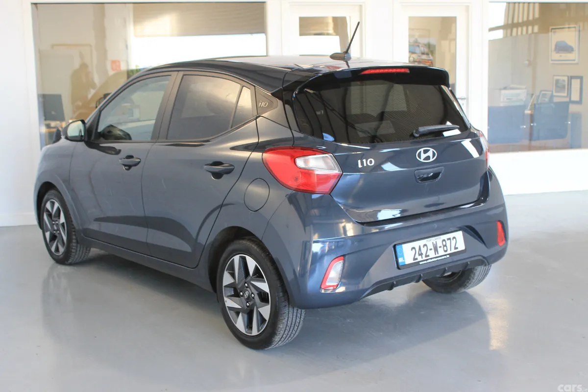 Hyundai i10 Hatchback, Petrol, 2024, Grey