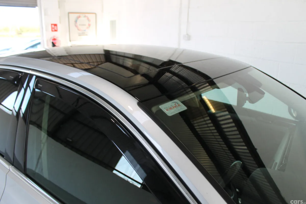 Volkswagen Passat Saloon, Diesel, 2019, Grey