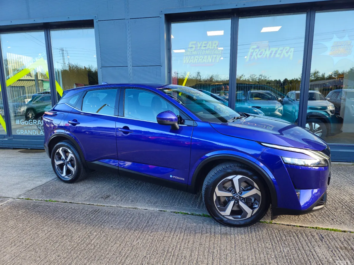 Nissan Qashqai MPV, Petrol, 2024, Blue