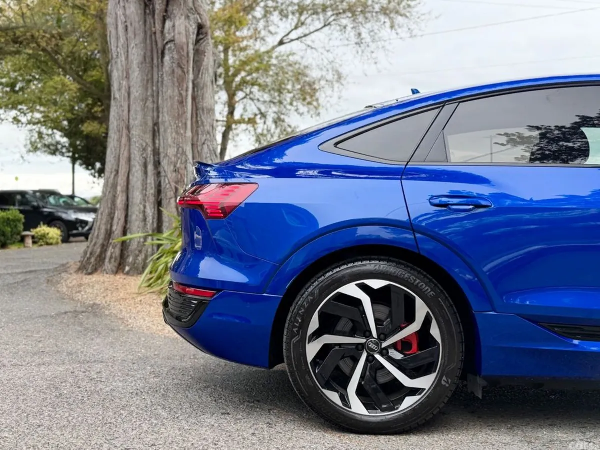 Audi Q8 e-tron SUV, Electric, 2023, Blue