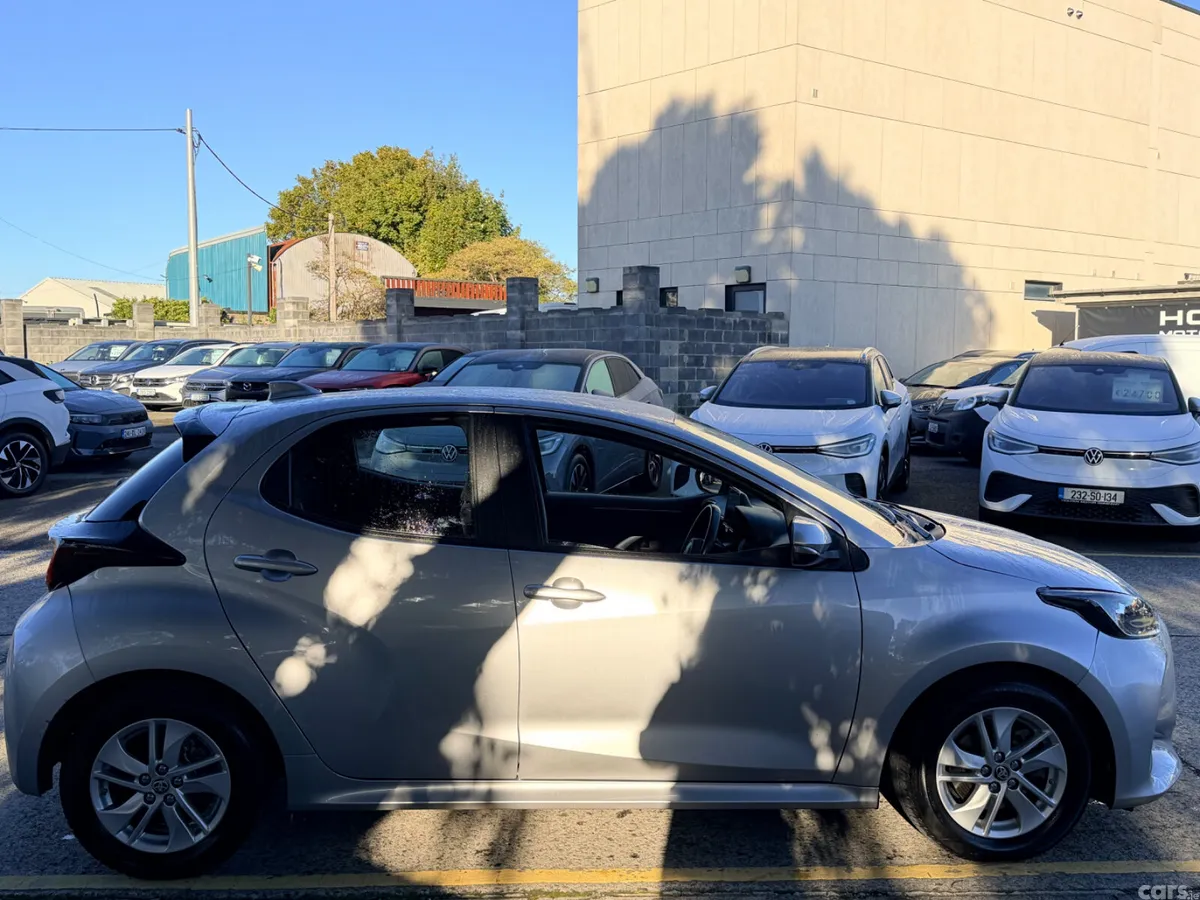 Toyota Yaris Hatchback, Petrol Hybrid, 2024, Grey