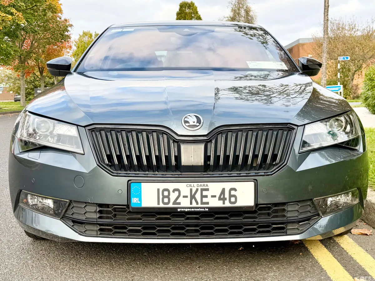 Skoda Superb Saloon, Petrol, 2018, Grey