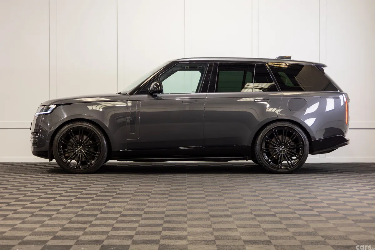Land Rover Range Rover SUV, Petrol Plug-in Hybrid, 2024, Grey