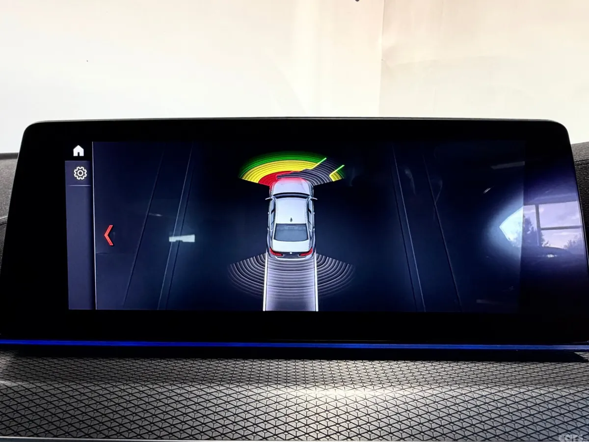 BMW 5-Series Saloon, Petrol Plug-in Hybrid, 2018, Black