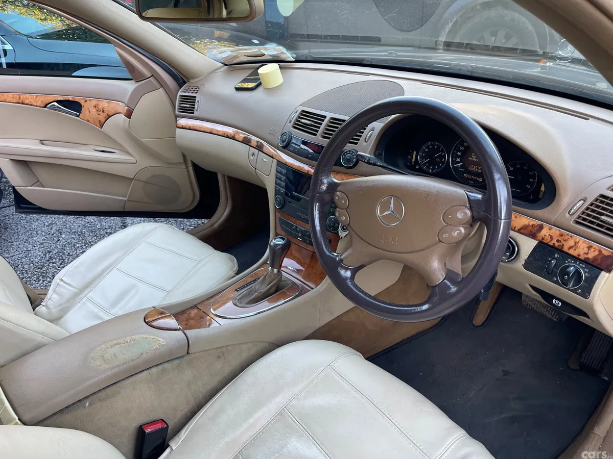 Mercedes-Benz 200 Saloon, Petrol, 2007, Black
