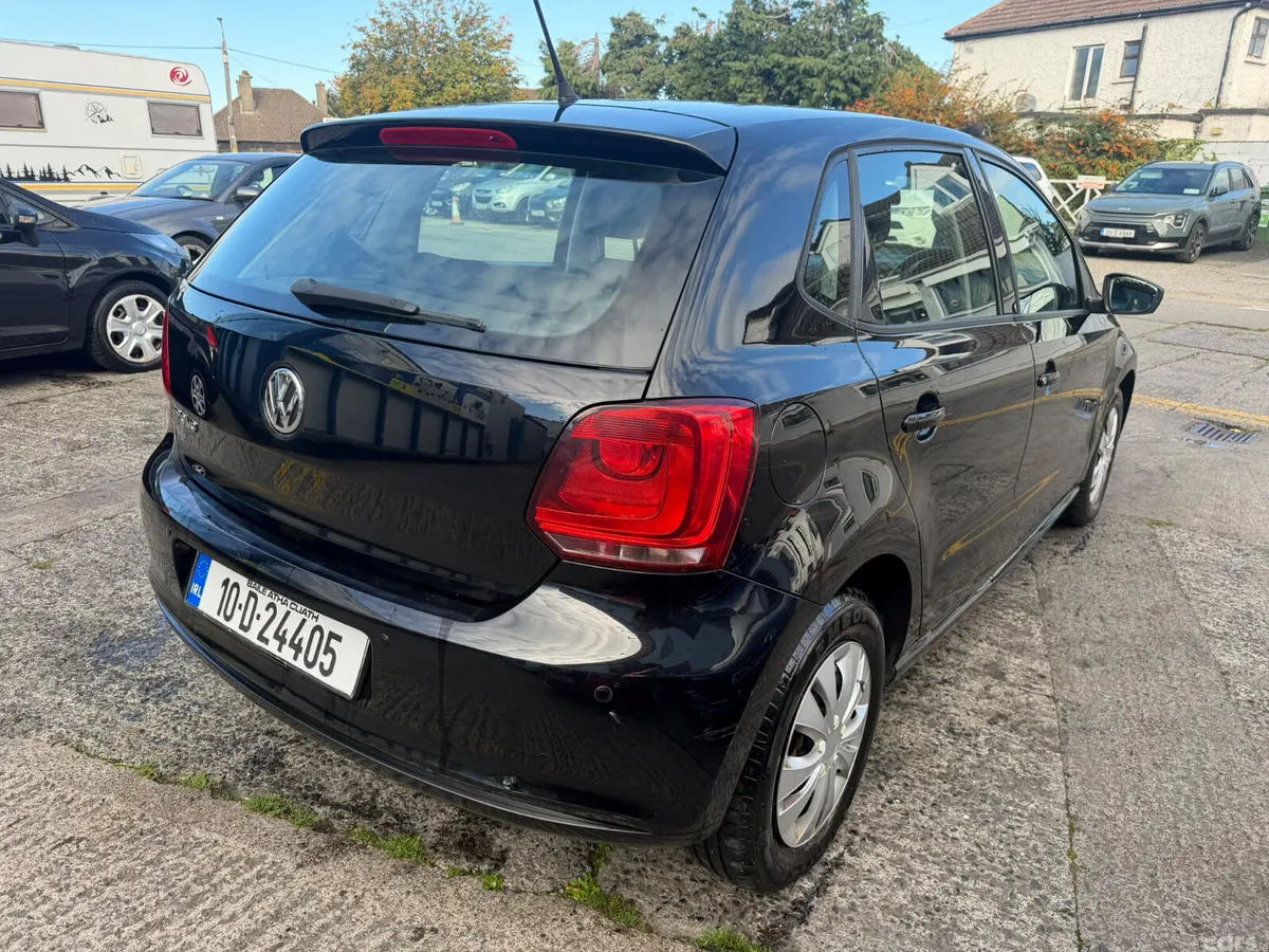 Volkswagen Polo Hatchback, Petrol, 2010, Black