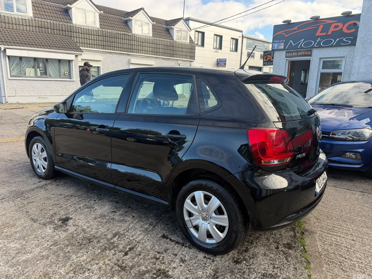 Volkswagen Polo Hatchback, Petrol, 2010, Black