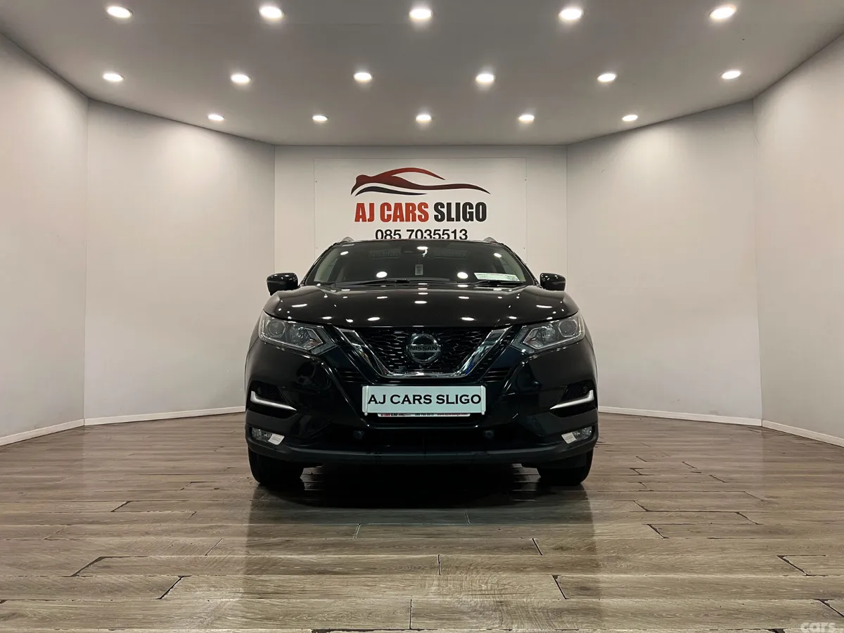 Nissan Qashqai Hatchback, Diesel, 2018, Black