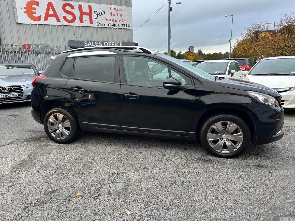 Peugeot 2008 Hatchback, Petrol, 2018, Black