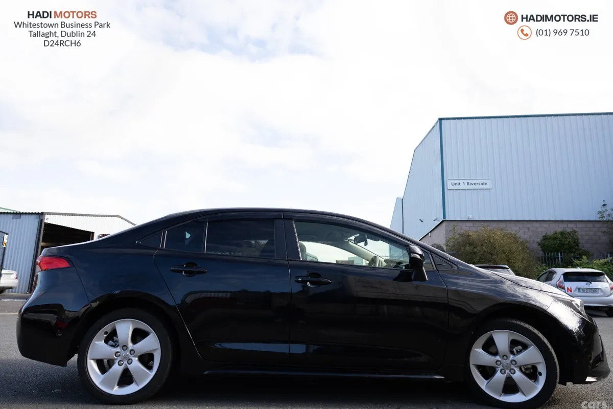 Toyota Corolla Saloon, Petrol Hybrid, 2023, Black