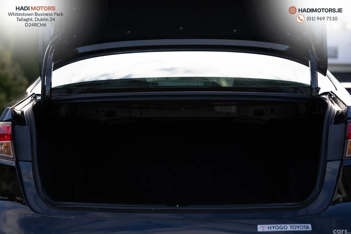 Toyota Corolla Saloon, Petrol Hybrid, 2023, Black