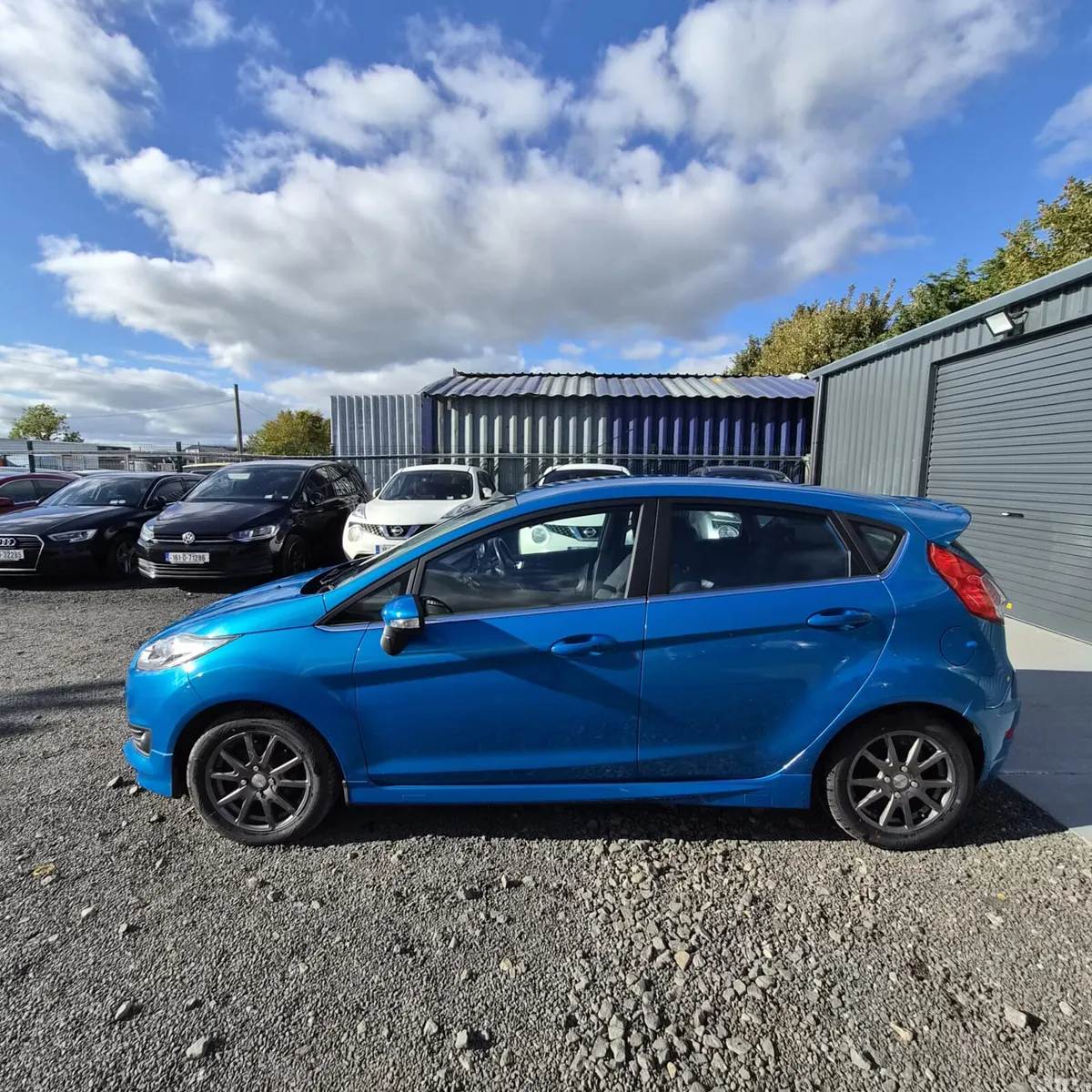 Ford Fiesta Hatchback, Petrol, 2015, Blue
