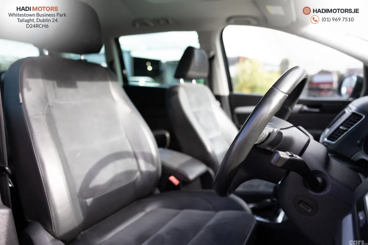 Volkswagen Sharan MPV, Petrol, 2011, Black
