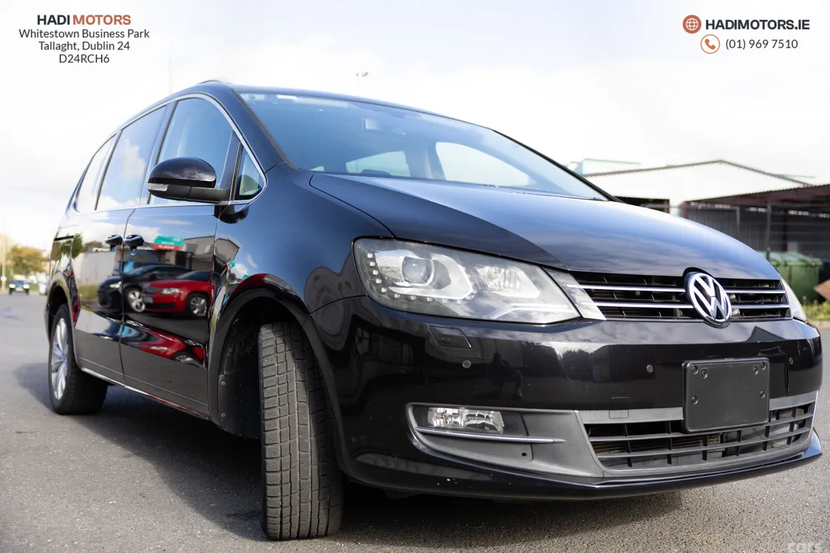 Volkswagen Sharan MPV, Petrol, 2011, Black