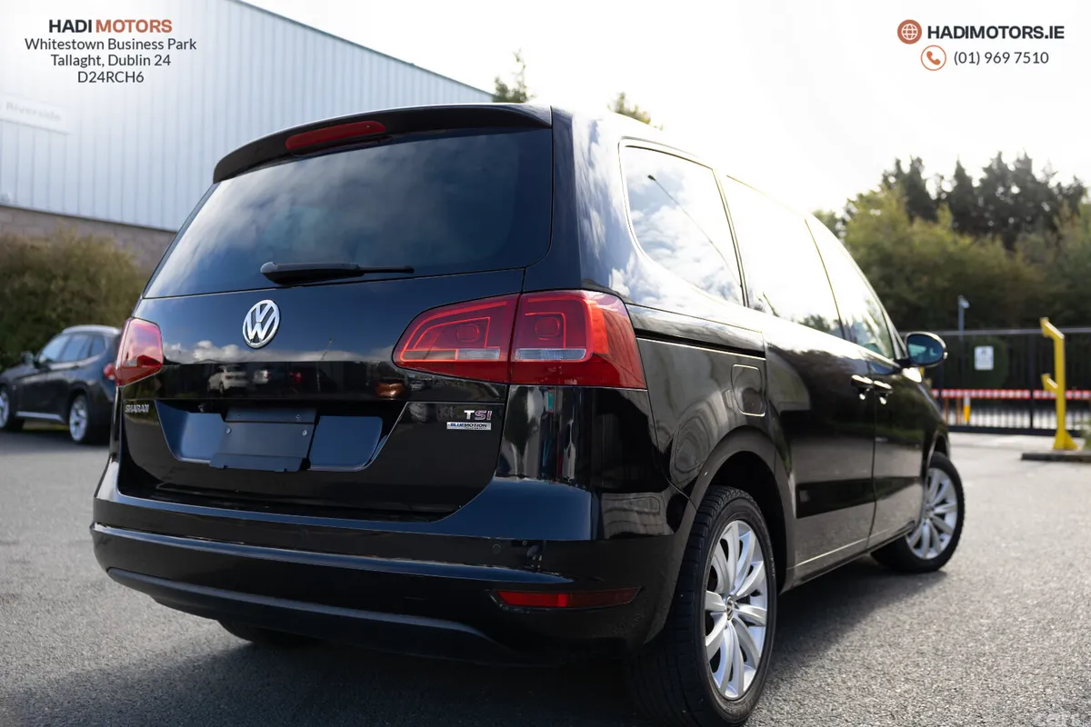Volkswagen Sharan MPV, Petrol, 2011, Black