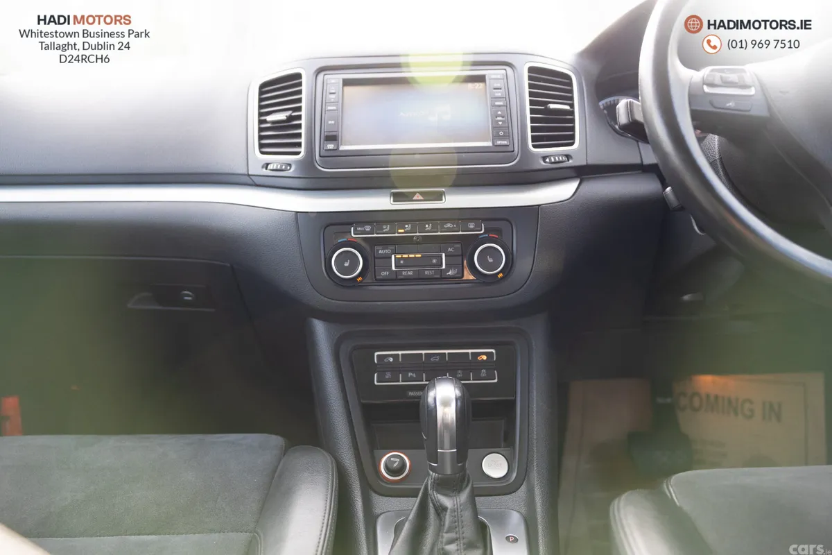 Volkswagen Sharan MPV, Petrol, 2011, Black