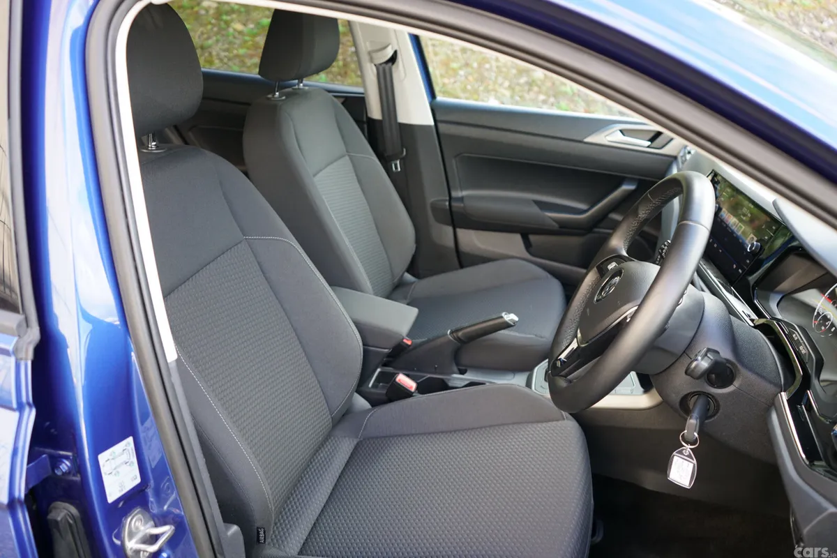 Volkswagen Polo Hatchback, Petrol, 2018, Blue