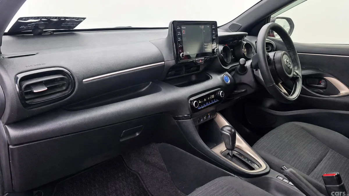 Toyota Yaris Hatchback, Petrol Hybrid, 2024, Red