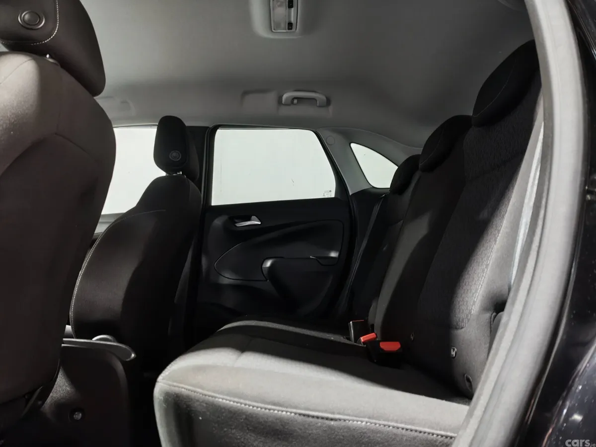 Opel Crossland X SUV, Diesel, 2022, Black
