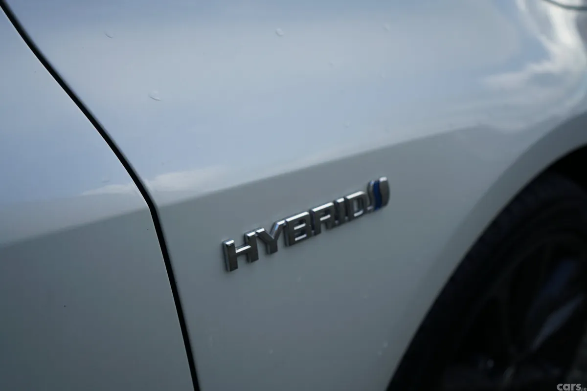 Toyota Corolla Estate, Petrol Hybrid, 2020, White