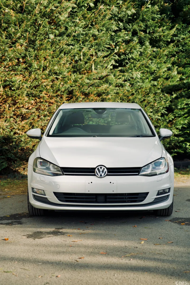 Volkswagen Golf Hatchback, Petrol, 2016, White
