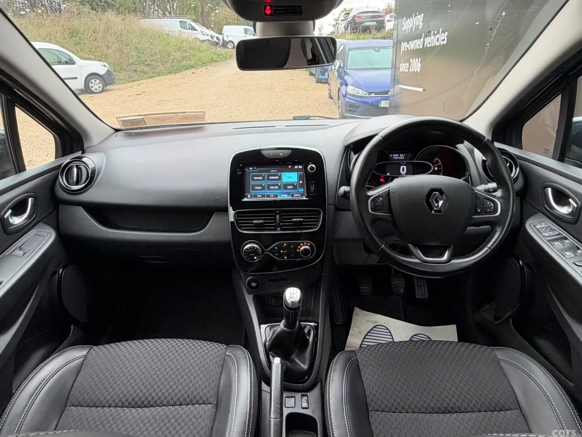 Renault Clio Hatchback, Petrol, 2018, Grey