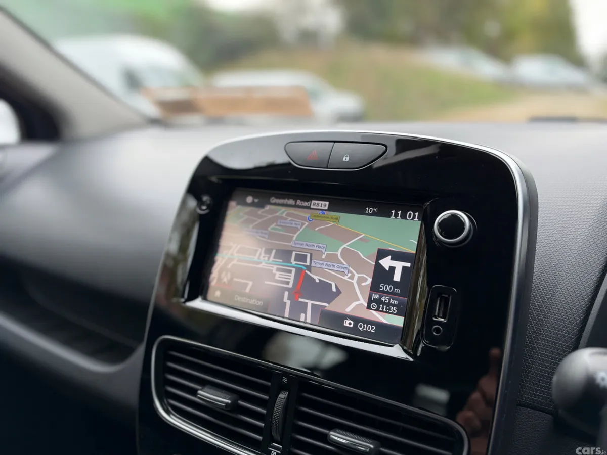 Renault Clio Hatchback, Petrol, 2018, Grey