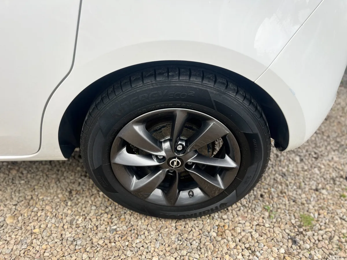 Opel Corsa Hatchback, Petrol, 2019, White