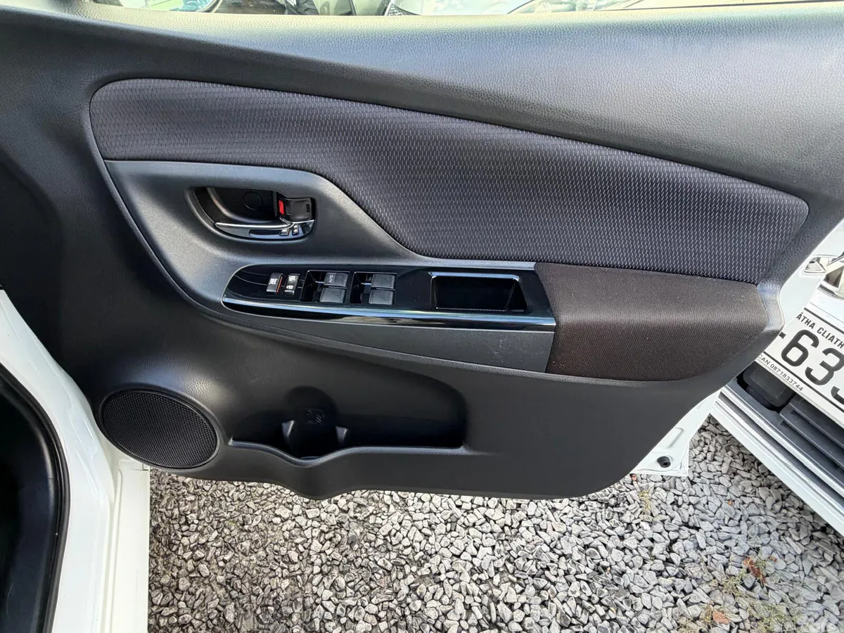 Toyota Vitz Hatchback, Petrol, 2016, White