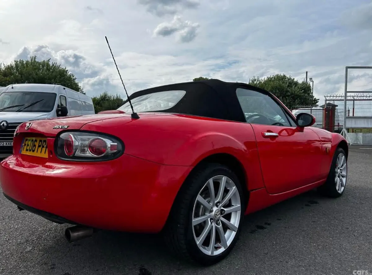 Mazda MX-5 Coupe, Petrol, 2006, Red