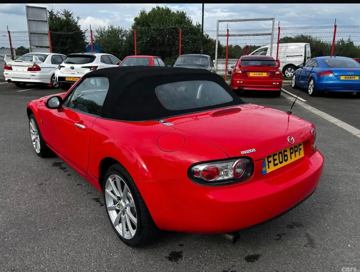 Mazda MX-5 Coupe, Petrol, 2006, Red