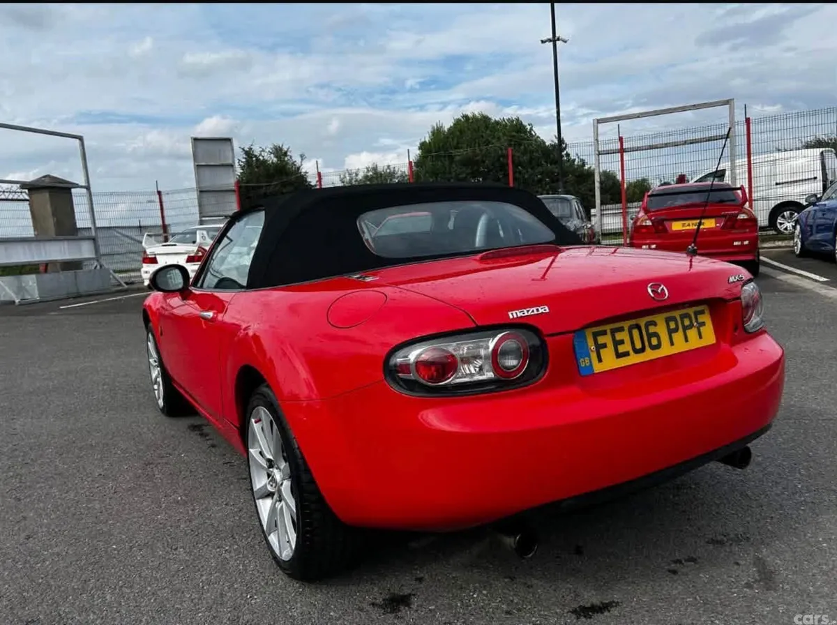 Mazda MX-5 Coupe, Petrol, 2006, Red