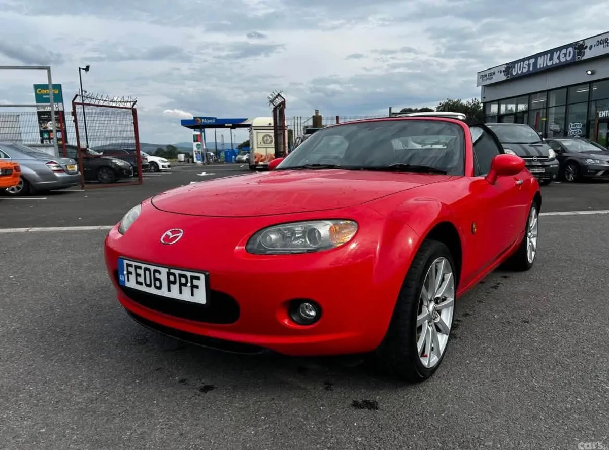 Mazda MX-5 Coupe, Petrol, 2006, Red