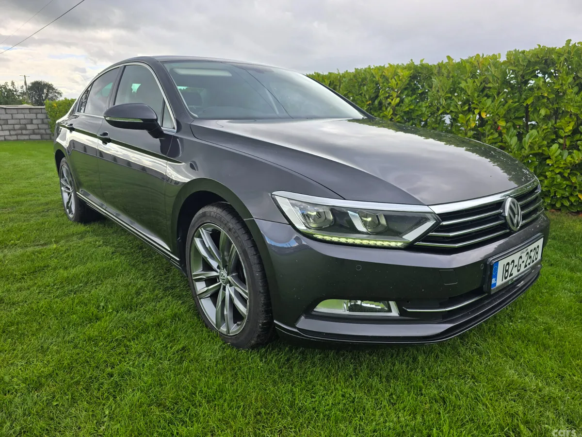 Volkswagen Passat Saloon, Diesel, 2018, Grey