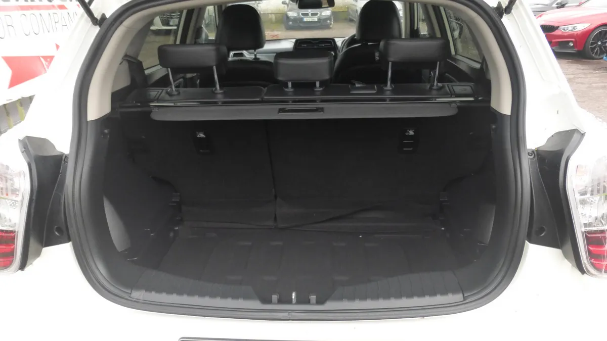 SsangYong Tivoli SUV, Petrol, 2022, White