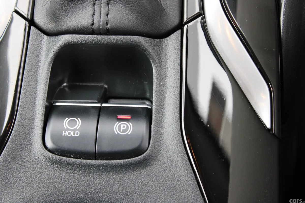 Toyota Corolla Saloon, Petrol Hybrid, 2019, Grey