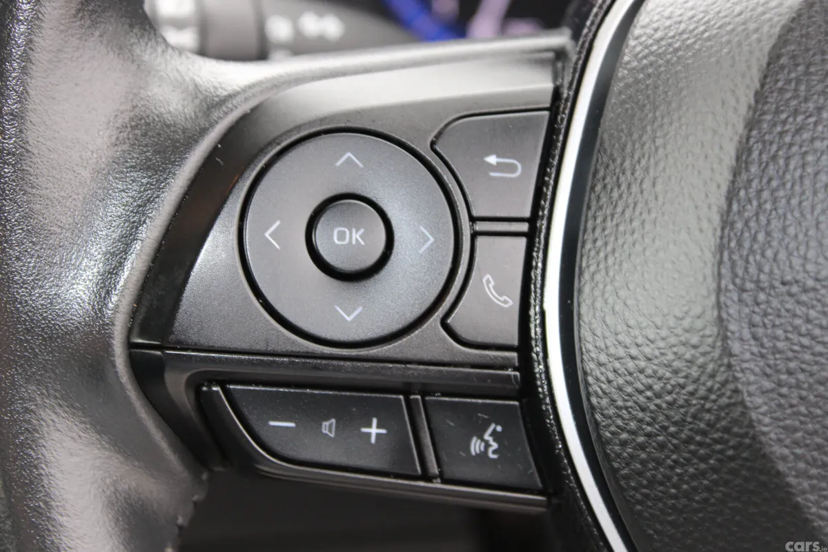 Toyota Corolla Saloon, Petrol Hybrid, 2019, Grey