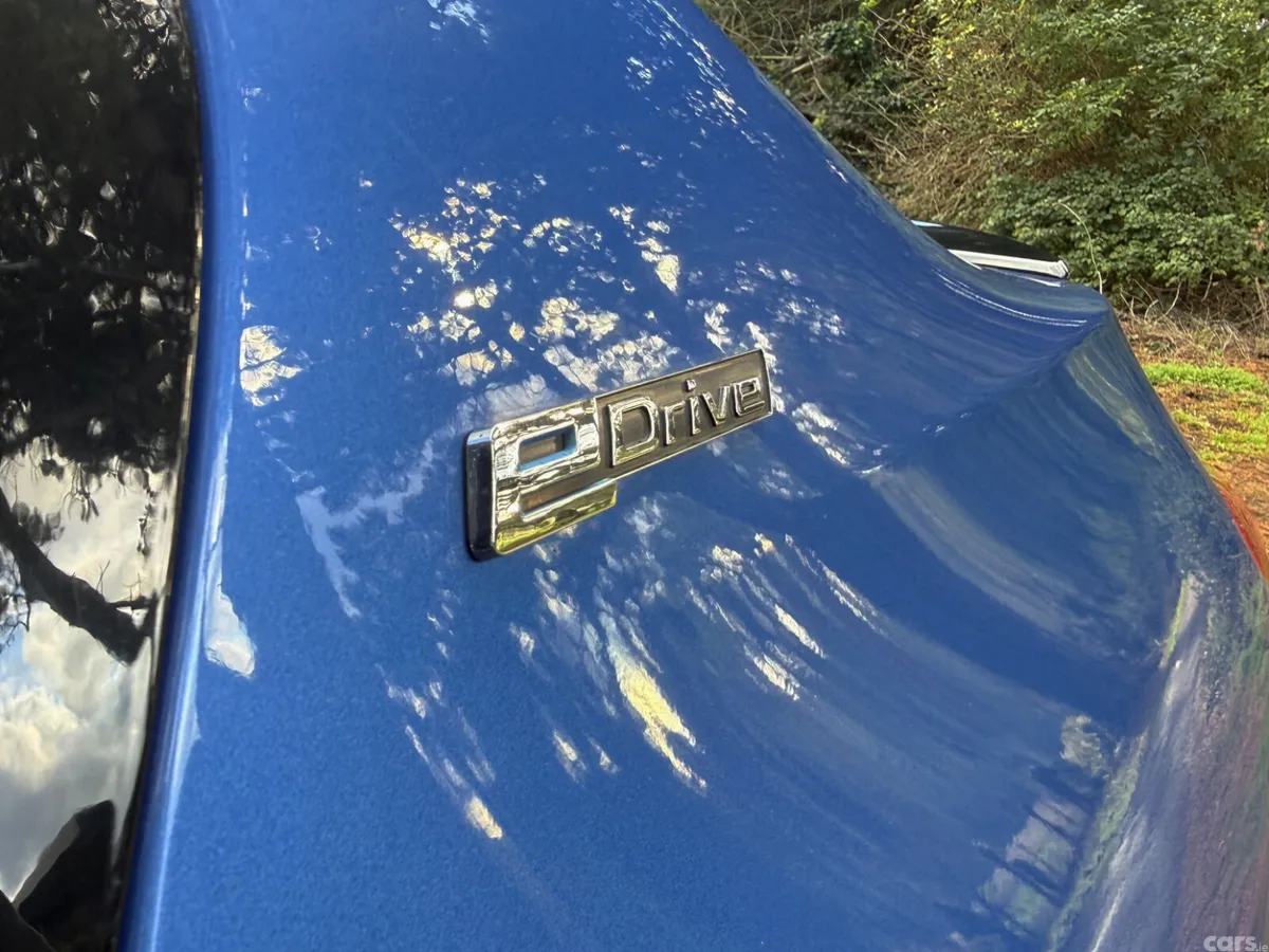 BMW 3-Series Saloon, Petrol Plug-in Hybrid, 2017, Blue