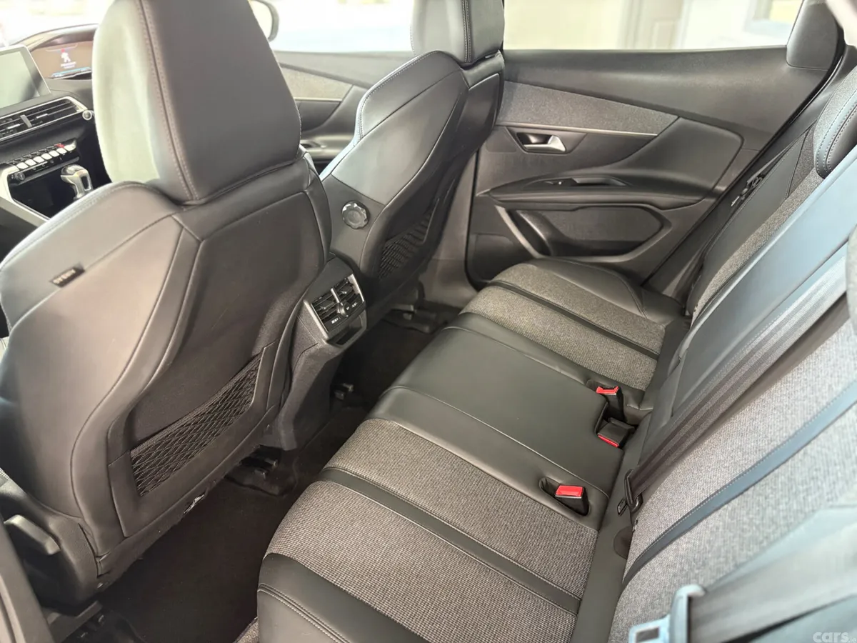 Peugeot 3008 Hatchback, Diesel, 2019, White