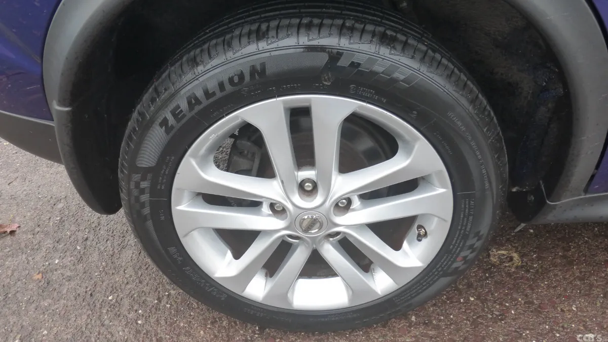 Nissan Juke SUV, Petrol, 2016, Blue