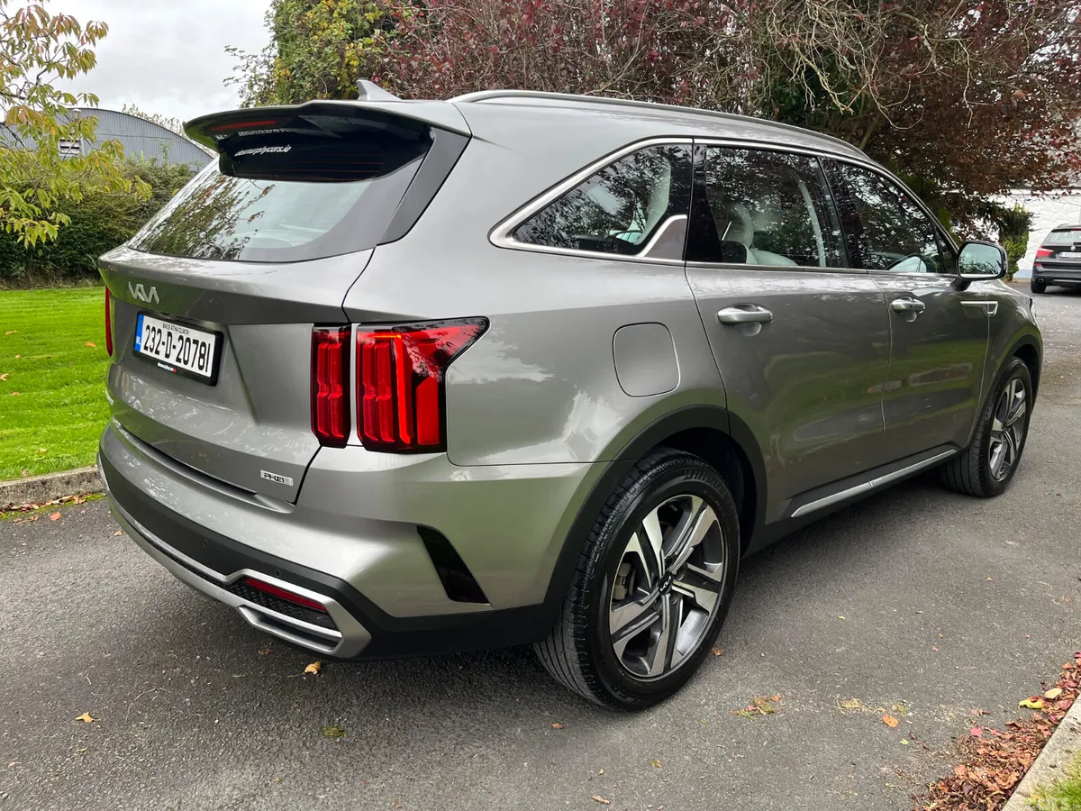 Kia Sorento SUV, Petrol Plug-in Hybrid, 2023, Grey