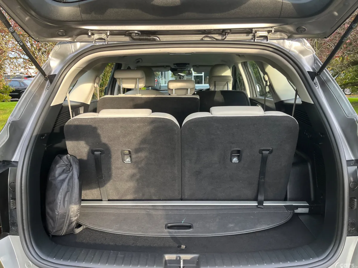 Kia Sorento SUV, Petrol Plug-in Hybrid, 2023, Grey