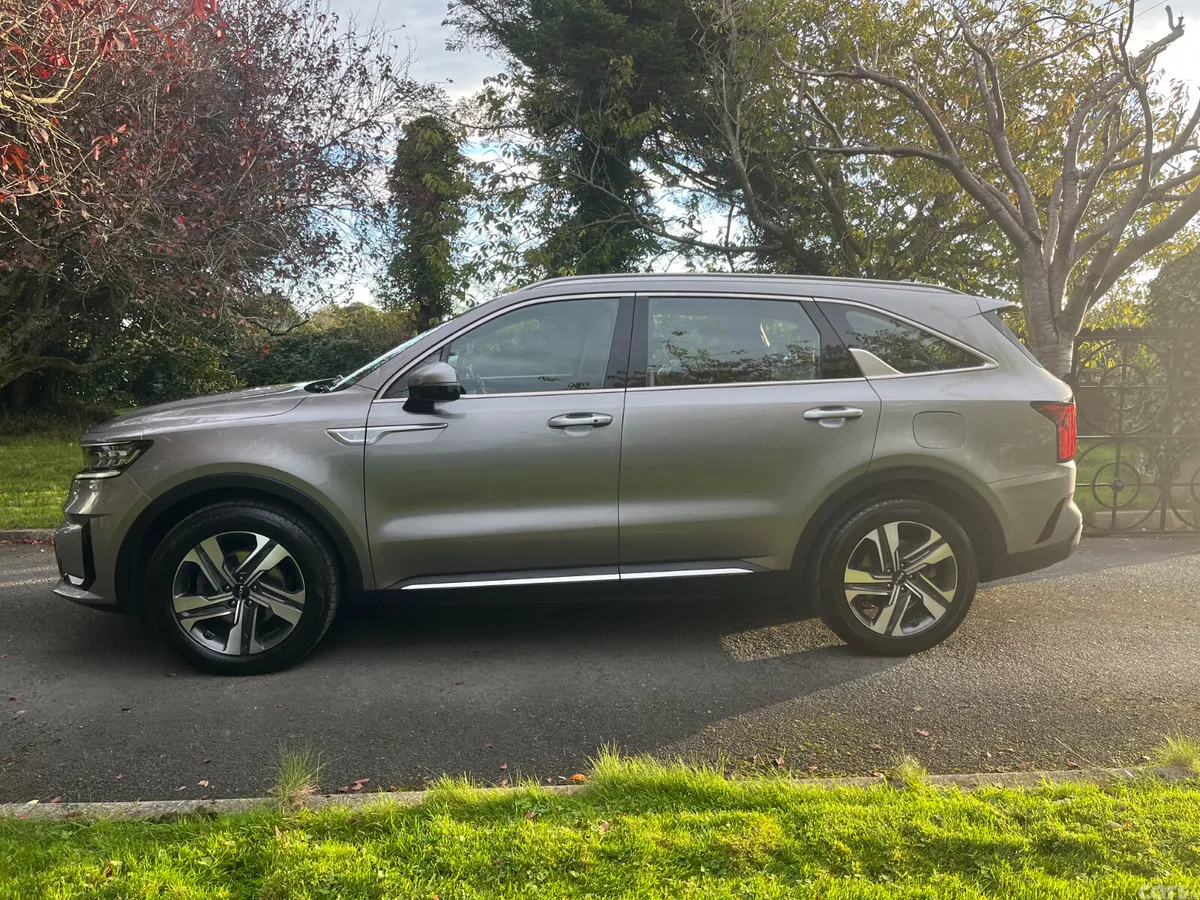 Kia Sorento SUV, Petrol Plug-in Hybrid, 2023, Grey