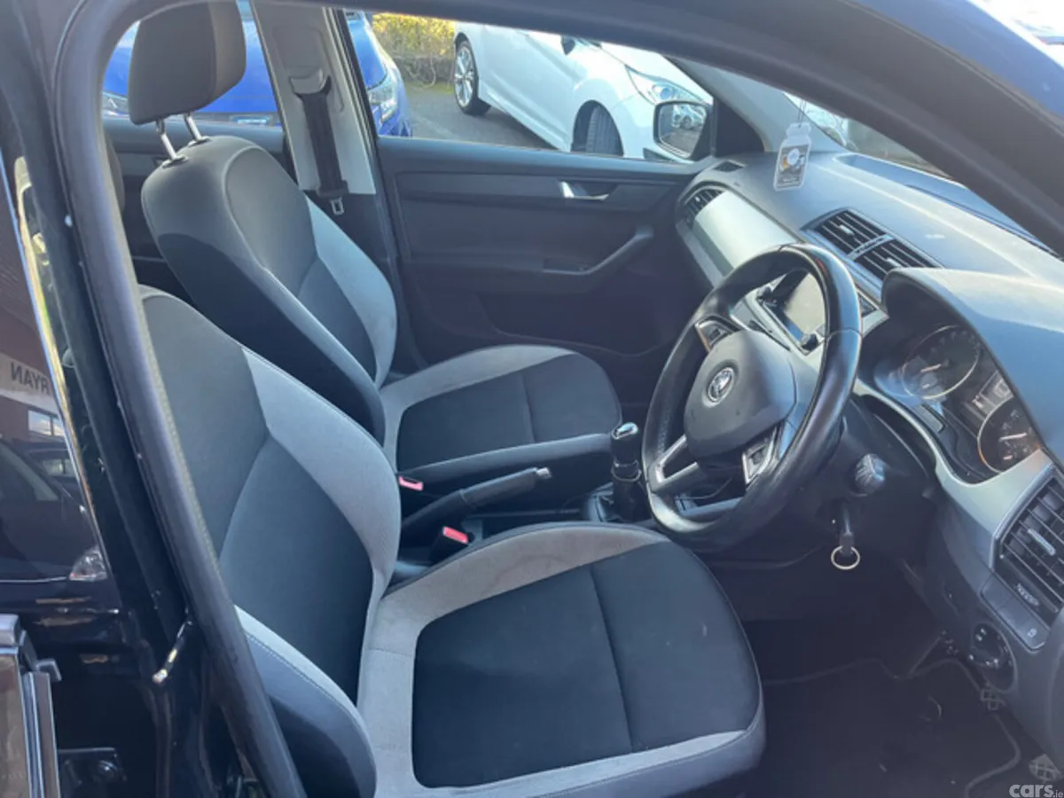 Skoda Fabia Hatchback, Diesel, 2016, Black
