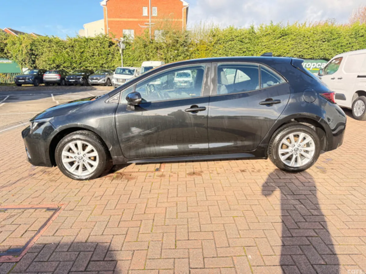 Toyota Corolla Hatchback, Petrol Hybrid, 2024, Black