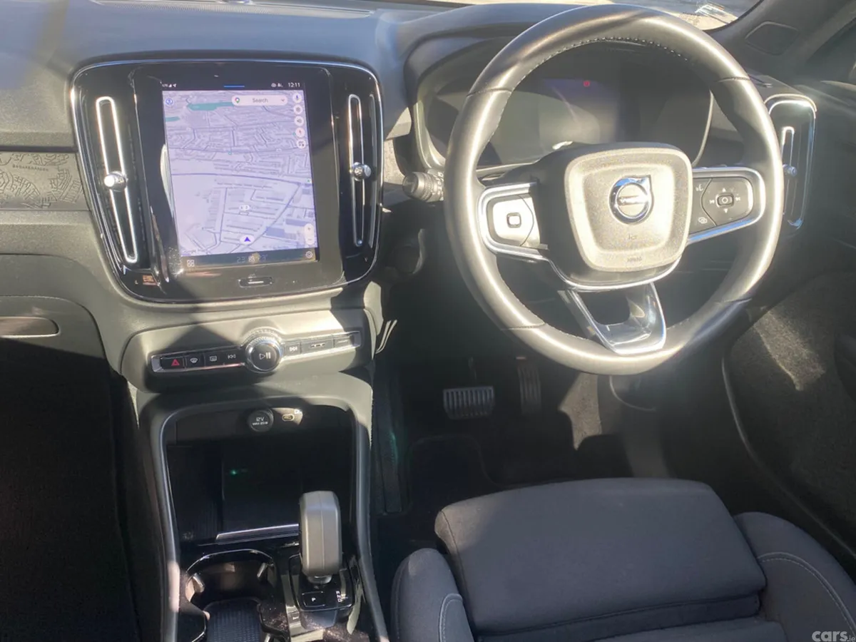 Volvo XC40 Estate, Electric, 2023, Black